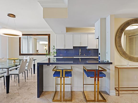 5th image of 99 SE Mizner Boulevard #Ph43