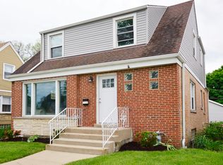 7639 W Monroe St, Niles, IL 60714