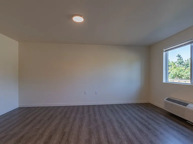 Cherry Springs Apartments — Photo 17