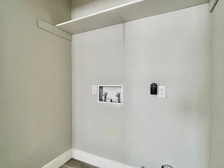 232 Camacho St — Photo 9