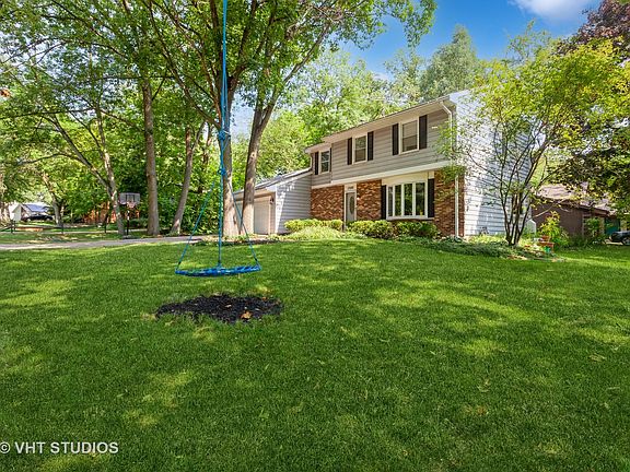 2nd image of 1900 Green Trails Dr