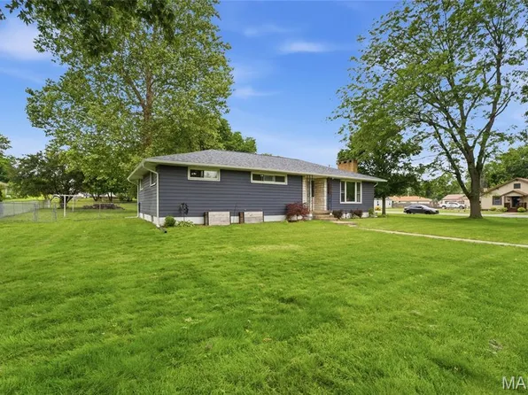 310 N Union St, Bunker Hill, IL 62014