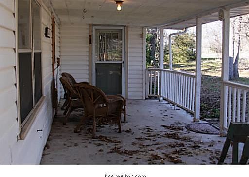 5th image of 461 Oak Park