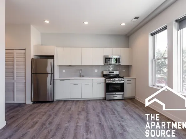 2247 W Lawrence Ave, Chicago, IL