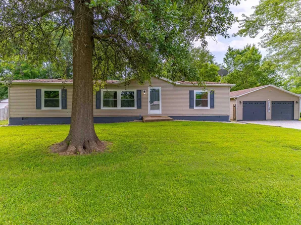 11300 Country Homes Dr, Mount Vernon, IN 47712