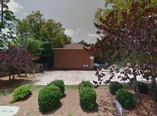 423 N Donahue Dr APT 2, Auburn, AL 36832