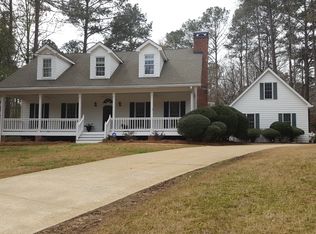 10 Tomahawk Dr, Sharpsburg, GA 30277