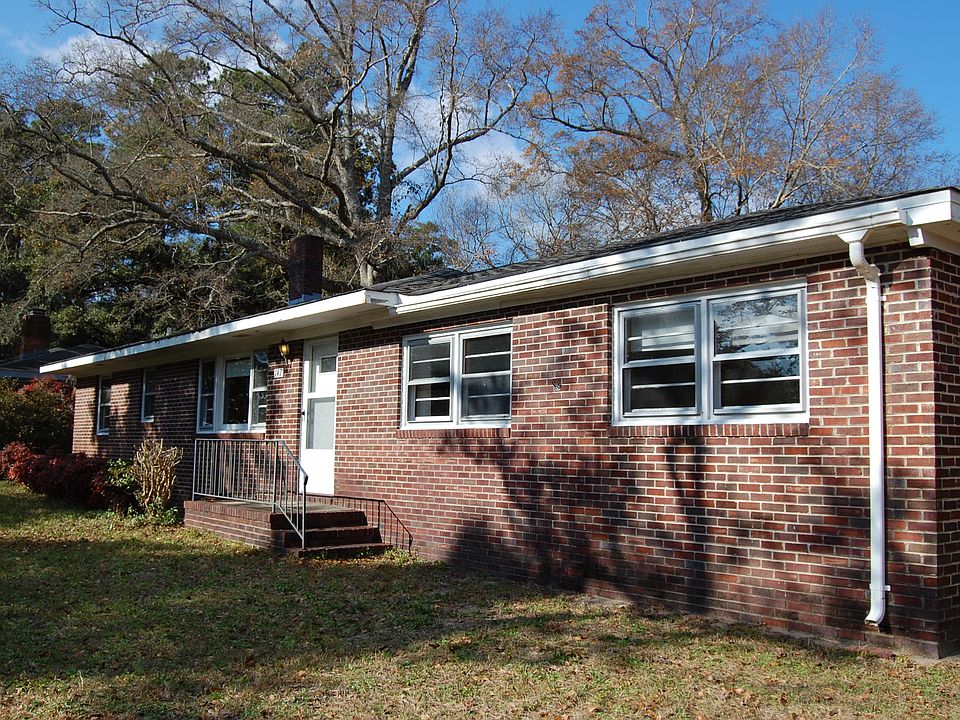 2nd image of 147 Windy Hills Dr
