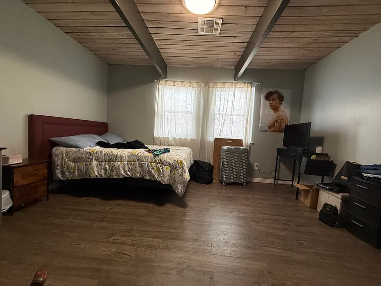 3524 Calhoun St — Photo 11