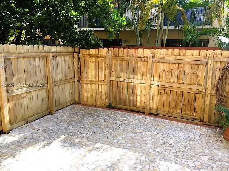 7796 SW 102nd Ln #7796 — Photo 16