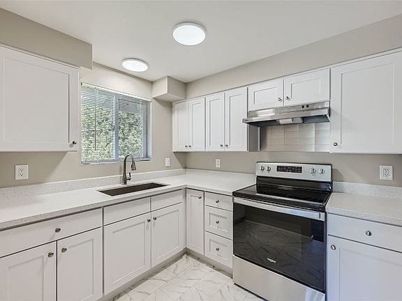 2nd image of 8400 166th Ave NE #205