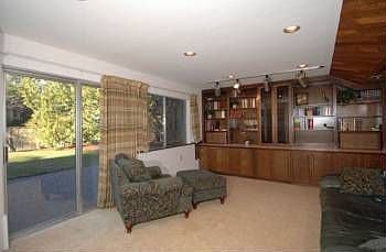 4th image of 6521 80th Ave SE
