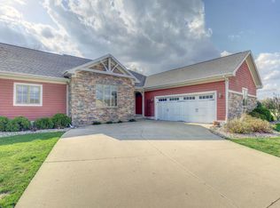 2305 Cobble Creek Ct, Urbana, IL 61802