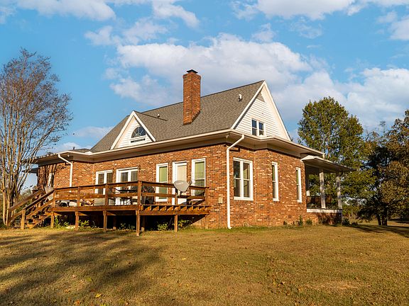 4th image of 471 Windy Ridge Rd