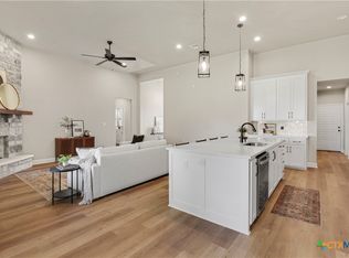 11006 Eagle Walk Blvd, Salado, TX 76571