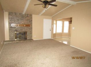 129 Avalon St, Borger, TX 79007
