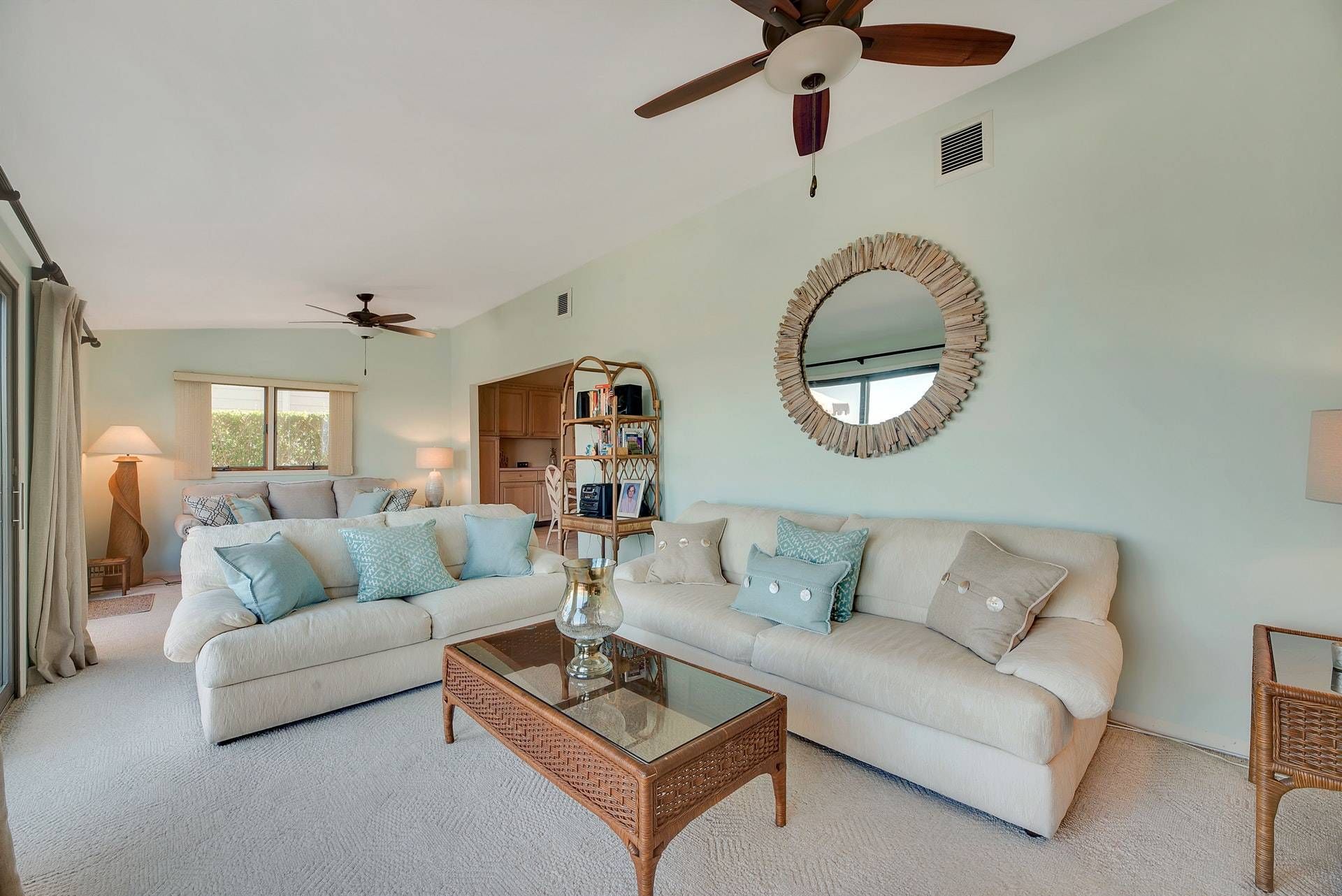 11 A Oakhurst Rd, Hampton Bays, NY 11946 Out East