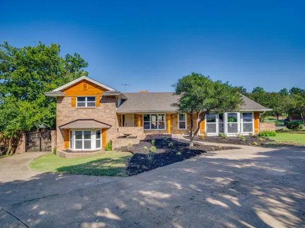 6520 Genoa Rd, Fort Worth, TX 76116