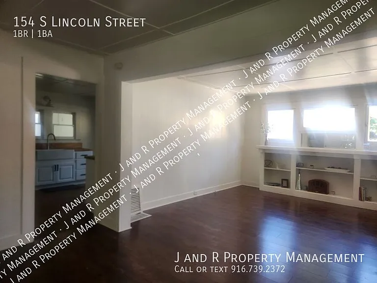 154 S Lincoln St — Photo 7