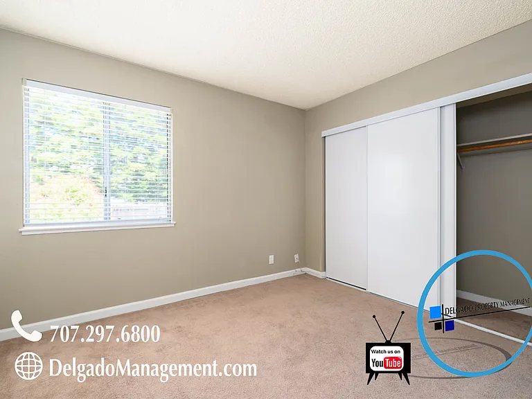 527 Fuchsia Dr — Photo 17