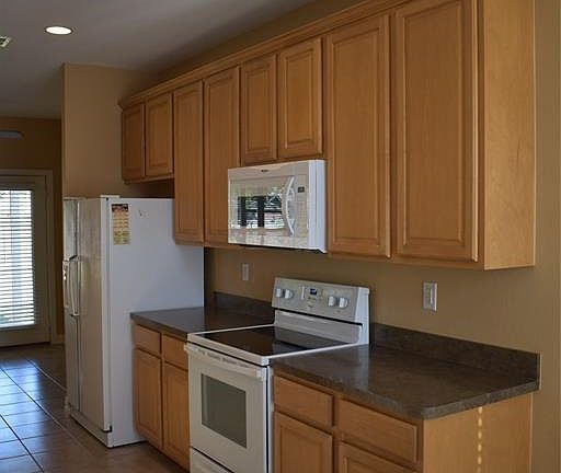 4th image of 142 Hardwicke Ln
