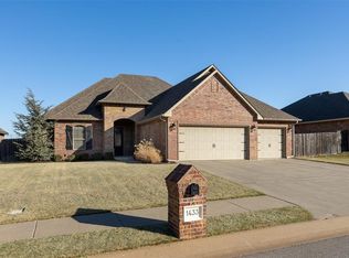 1433 Glenolde Pl, Edmond, OK 73003