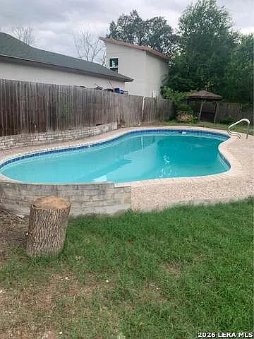 3 bed, 2.0 bath, 1320 sqft, $1,850 — Photo 4