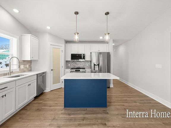 5th image of 3764 Ambrosia Dr SW #27