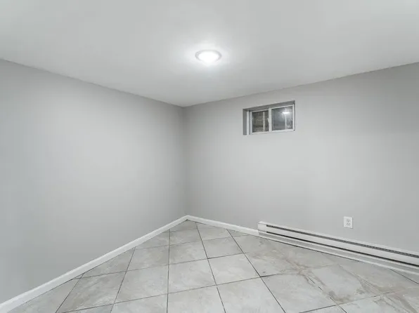 35 Lexington Avenue image 18 of 30