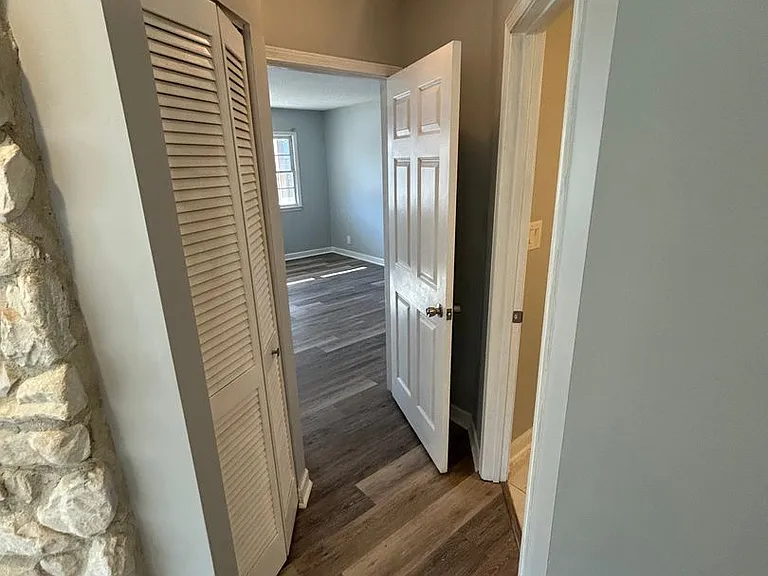 1205 Tiffany Ln #G — Photo 16