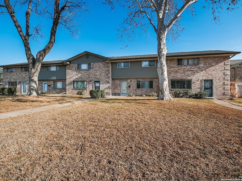 1st image of 107 E SILVER SANDS DR #107