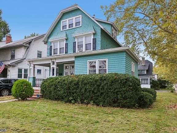 2nd image of 256 Rutledge Ave