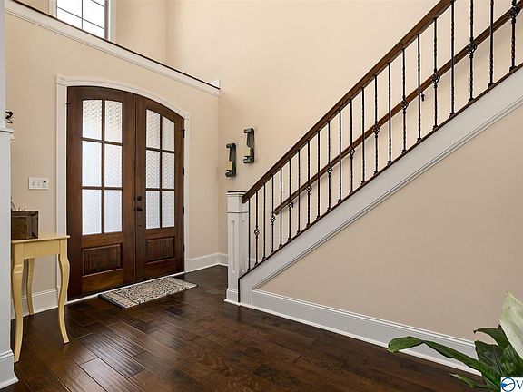 3rd image of 7508 Grayhawk Ct