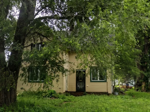 306 N East St, Kewanee, IL 61443