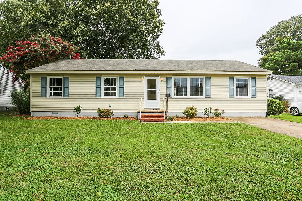 812 Burton St Hampton VA 23666 Zillow