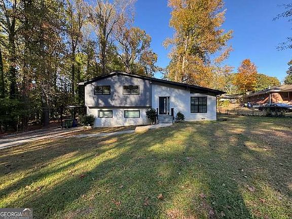 2nd image of 2045 Pine Oak Dr SW