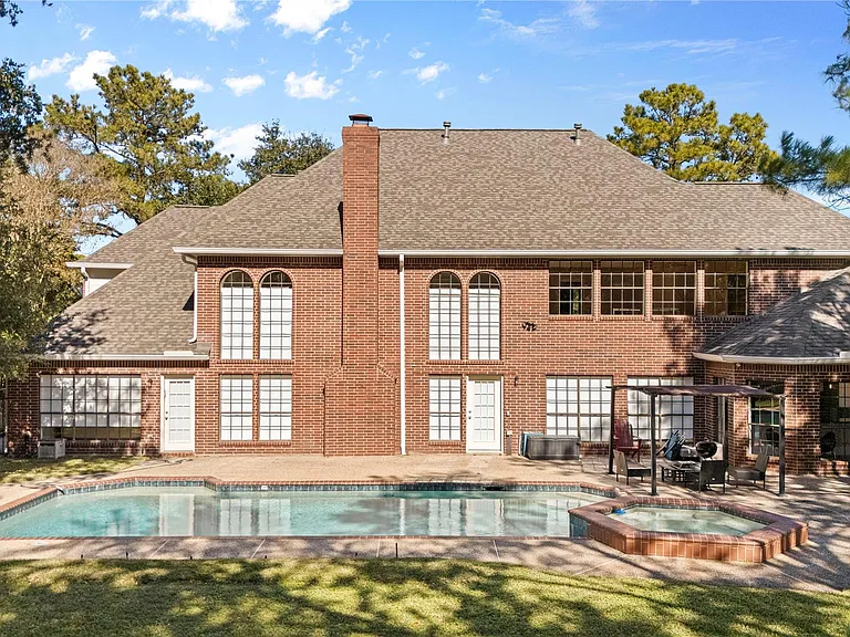 21203 Lochmere Ln — Photo 22