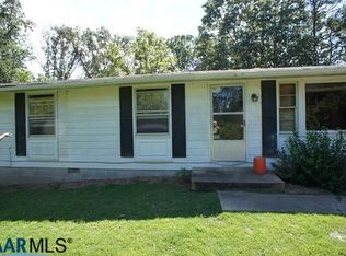 2425 Irish Rd, Esmont, VA 22937