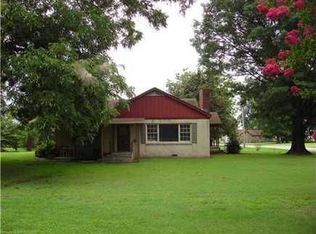 320 NW 2nd St, Spiro, OK 74959