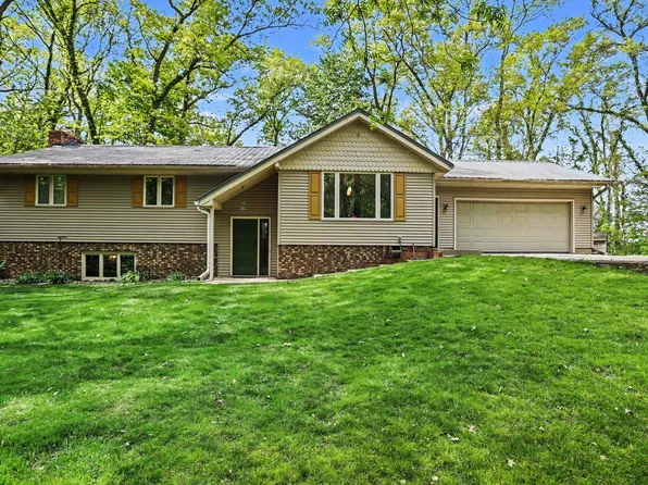24108 Oak Ln, Mattawan, MI 49071