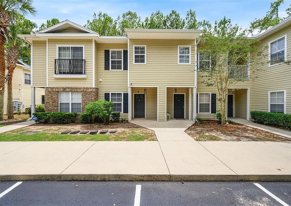 1st image of 5065 NW 45th Rd APT 102