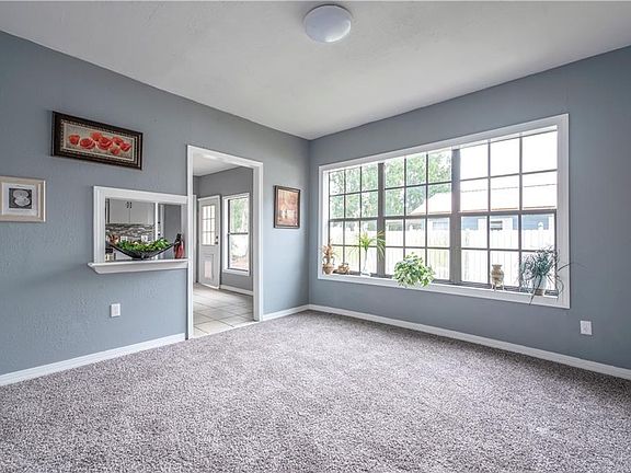 5th image of 508 N Merrin St