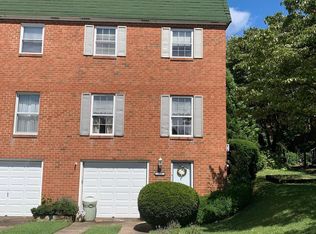 103 Rennard Ter, Philadelphia, PA 19116