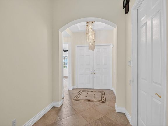 5th image of 9309 Vercelli Street