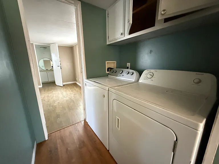 102 E Ahtanum Rd #4 — Photo 11