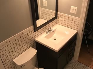 1943 W George St APT 2R, Chicago, IL 60657