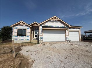 27602 E 128th Ct, Lake Lotawana, MO 64086