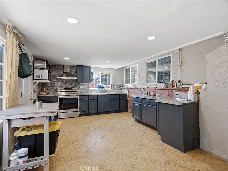 11642 Daniel Ave — Photo 26