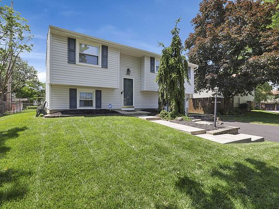 2nd image of 2253 Topaz Dr