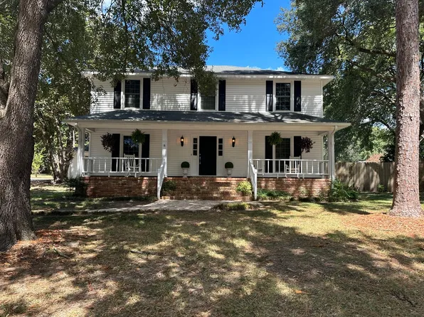 1625 Norwich Ct, Mobile, AL 36695